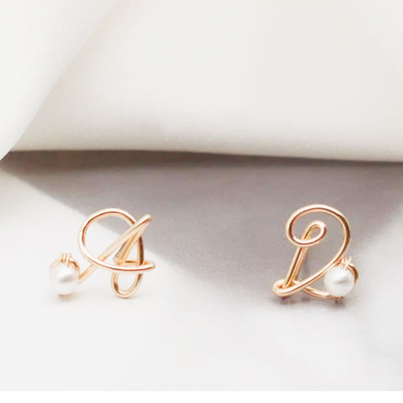 Amour Personalized Name Earrings